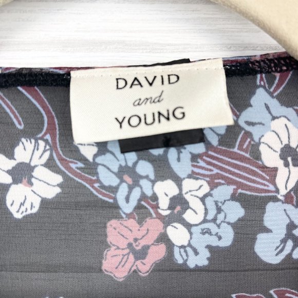 David and Young Floral Kimono OS - Picture 3 of 4